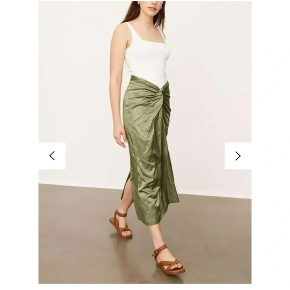 NWOT Vince Twist Front Skirt in Dark Pistachio Size 2 - Picture 3 of 10